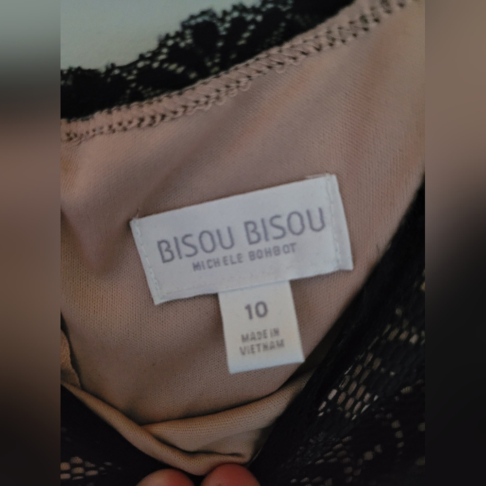 Bisou Bisou Lace Formal Dress - Picture 6 of 6
